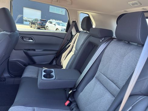 New 2026 Nissan Rogue SV AWD/4WD image 33