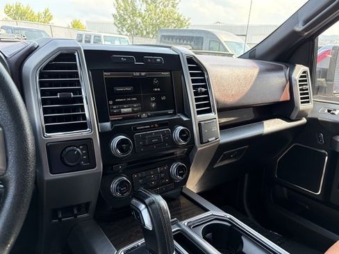 Used 2015 Ford F150 Platinum w/ Technology Package AWD/4WD image 30