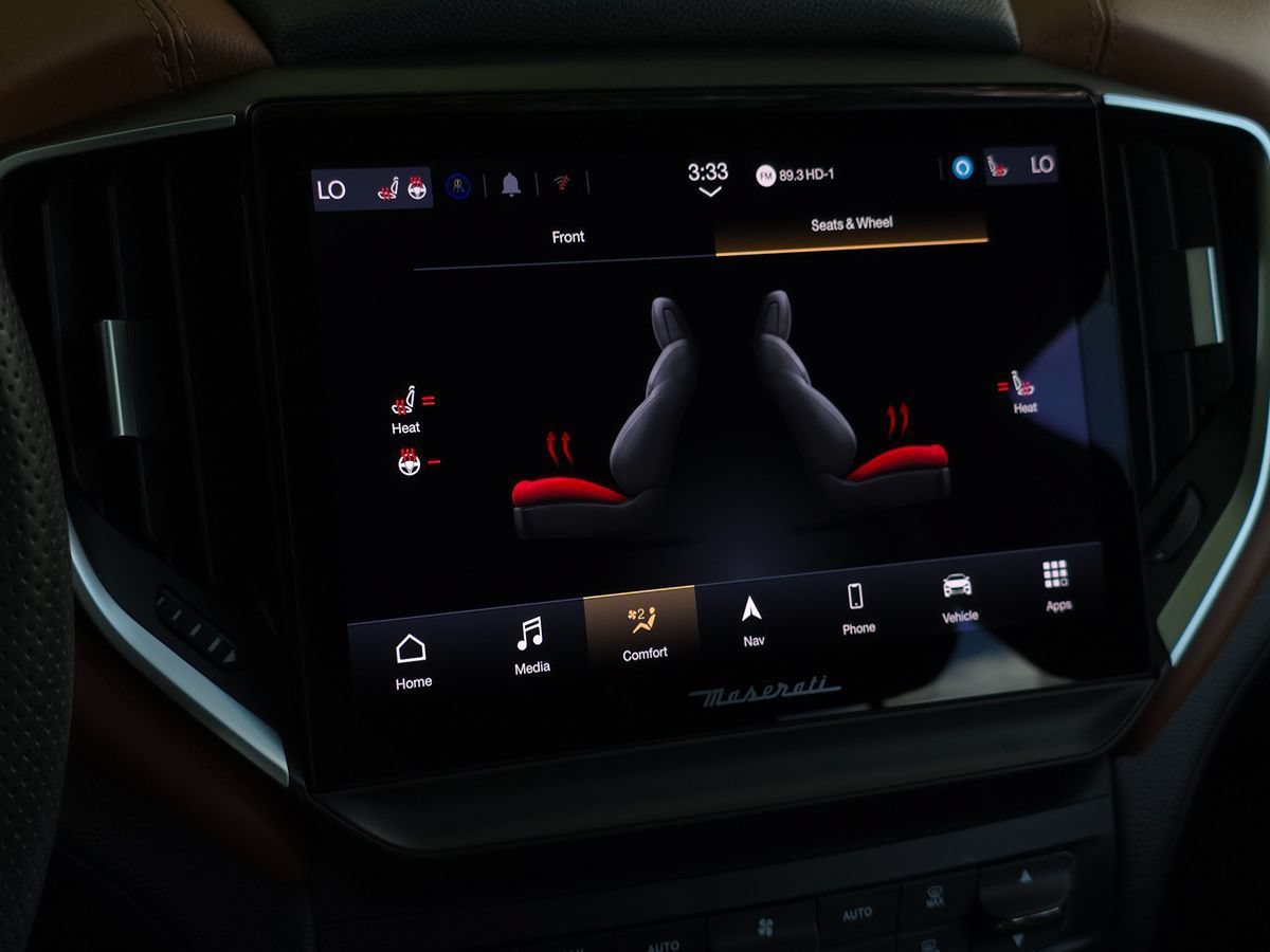Used 2023 Maserati Ghibli Modena RWD image 36