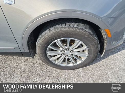 Used 2017 Cadillac XT5 Luxury image 27