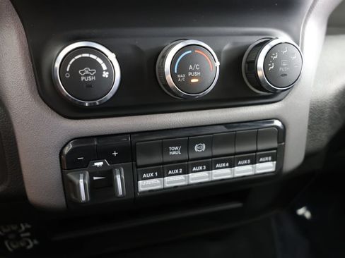 Used 2024 RAM 3500 SLT w/ Quick Order Package 2YG SLT AWD/4WD image 26