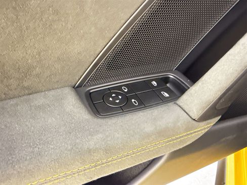 Used 2022 Porsche 911 GT3 image 16