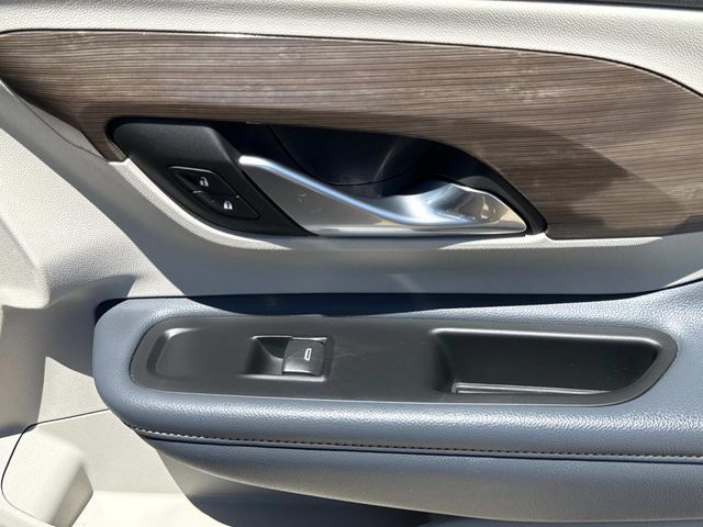 Used 2023 GMC Terrain Denali AWD/4WD image 19