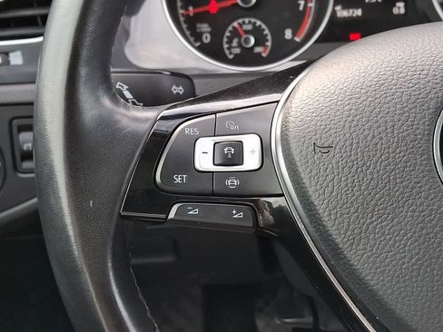 Used 2019 Volkswagen Golf SE w/ Driver Assistance Package image 22