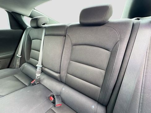 Used 2023 Chevrolet Malibu LT FWD image 23