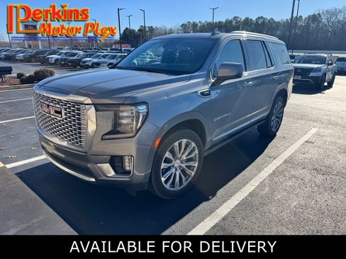 Used 2021 GMC Yukon Denali w/ Denali Premium Package image 1