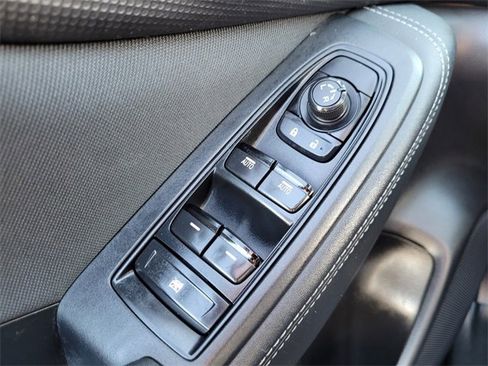 Used 2023 Subaru Forester Premium image 27