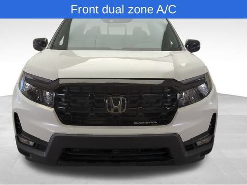 Certified 2024 Honda Ridgeline Black Edition image 11