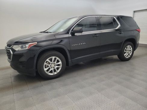 Used 2019 Chevrolet Traverse LS image 2