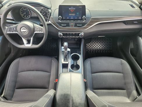 Used 2023 Nissan Altima 2.5 SV image 32