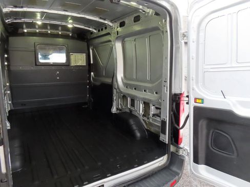 Used 2017 Ford Transit 150 130 Medium Roof image 13