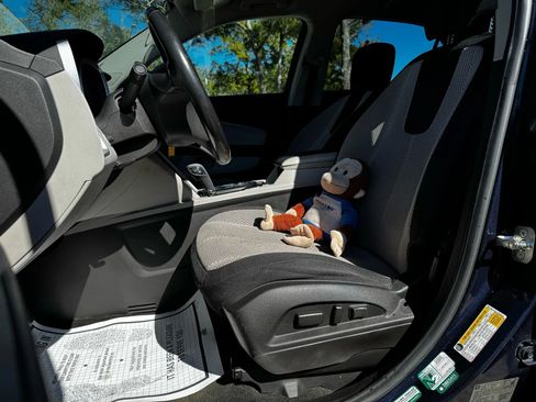 Used 2015 Chevrolet Equinox LT w/ Driver Convenience Package image 15