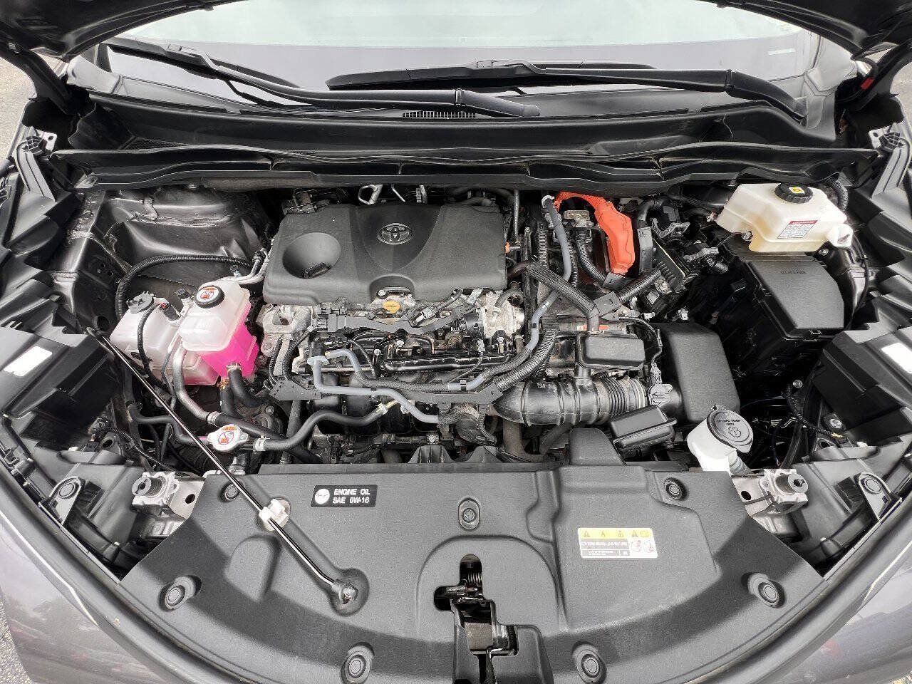 Used 2024 Toyota Sienna XLE w/ XLE Plus Package AWD/4WD image 43
