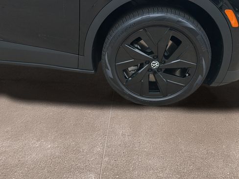 New 2026 Volkswagen ID.4 Pro S Plus AWD/4WD image 9