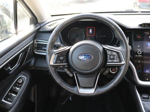Used 2020 Subaru Outback Limited image 31