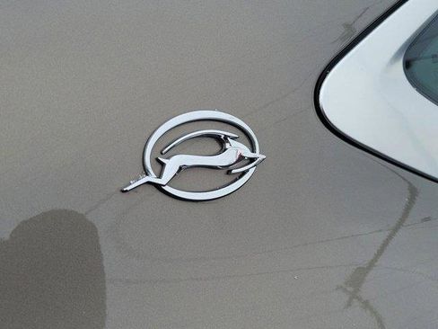 Used 2018 Chevrolet Impala LT w/ Sunroof and Spoiler Package image 6