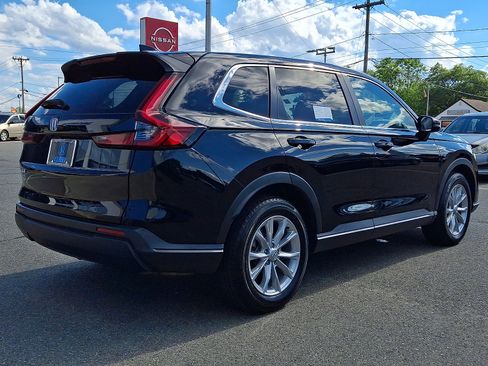 Used 2025 Honda CR-V EX image 4