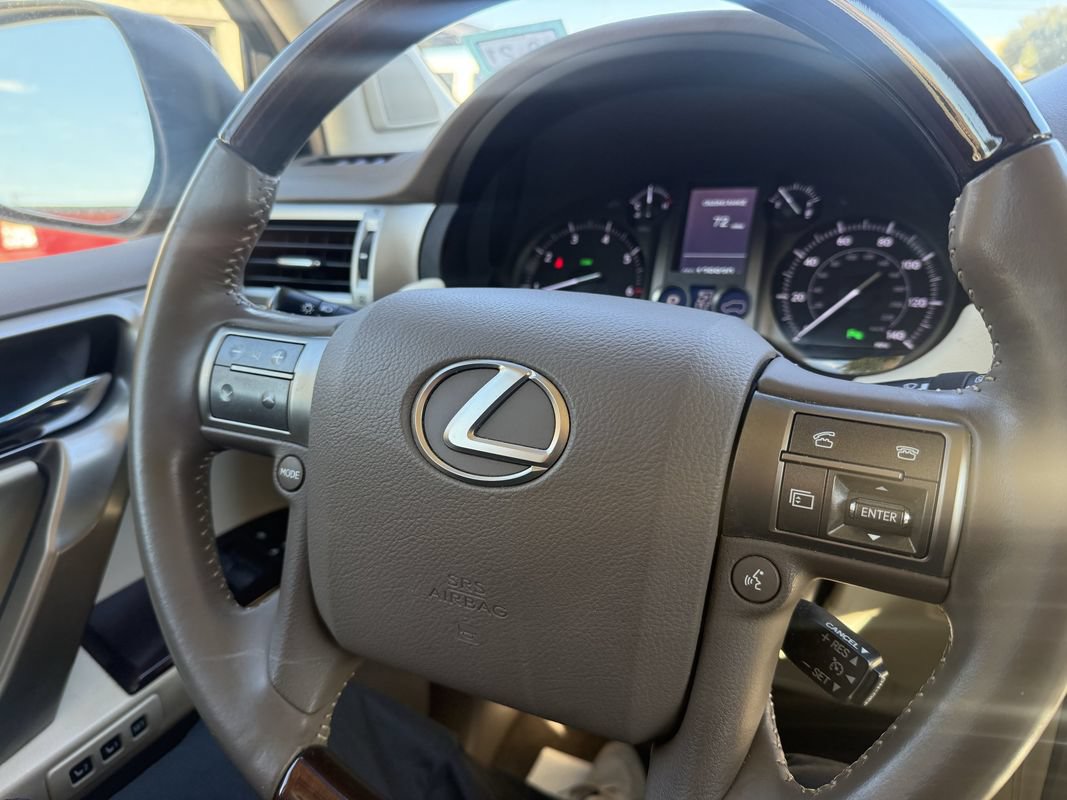 Used 2014 Lexus GX 460 w/ Premium Package AWD/4WD image 8
