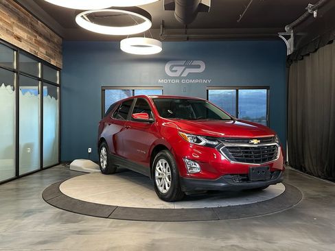 Used 2021 Chevrolet Equinox LT image 1