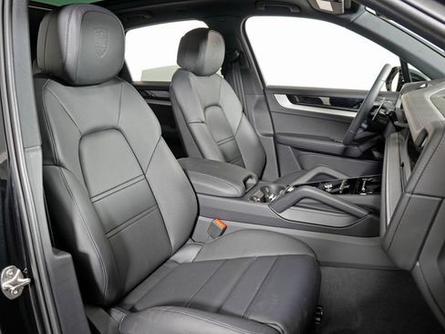 New 2026 Porsche Cayenne S AWD/4WD image 39