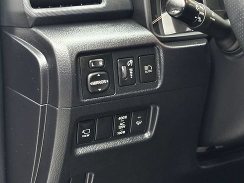 Used 2022 Toyota 4Runner Limited AWD/4WD image 16