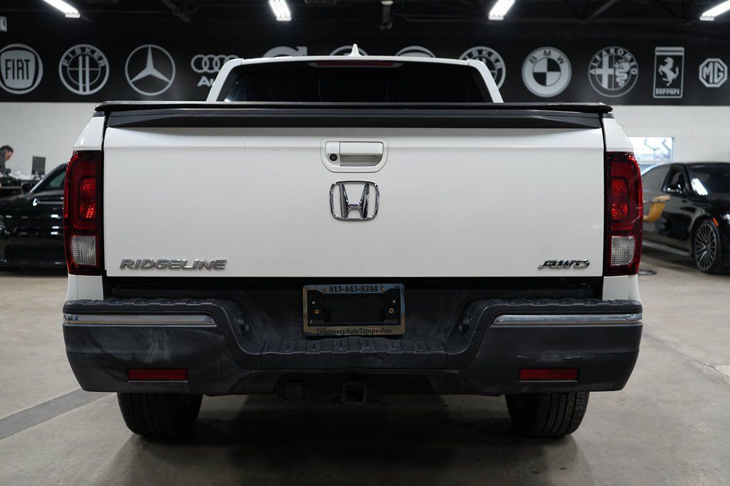 Used 2017 Honda Ridgeline RTL-T image 4
