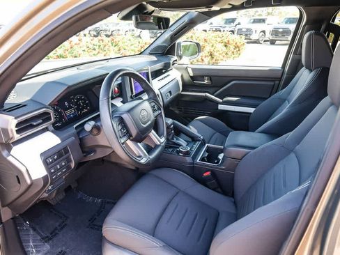 Used 2024 Toyota Tacoma TRD Off-Road w/ TRD Off Road Upgrade Package AWD/4WD image 20