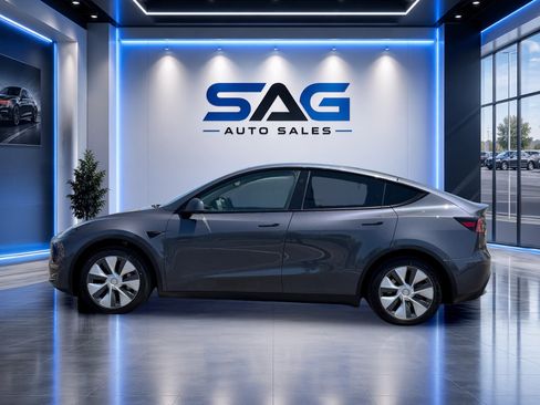 Used 2023 Tesla Model Y Long Range AWD/4WD image 8