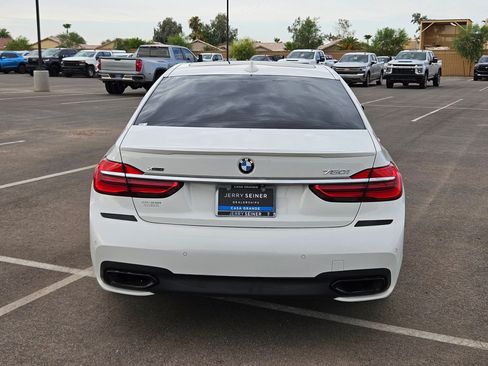 Used 2019 BMW 750i xDrive w/ Executive Package AWD/4WD image 4
