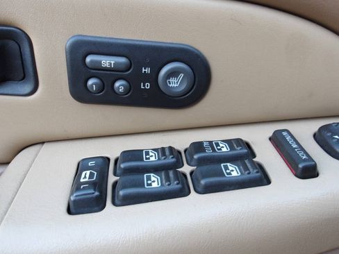 Used 2000 GMC Yukon SLT w/ SLT Marketing Opt Pkg AWD/4WD image 15