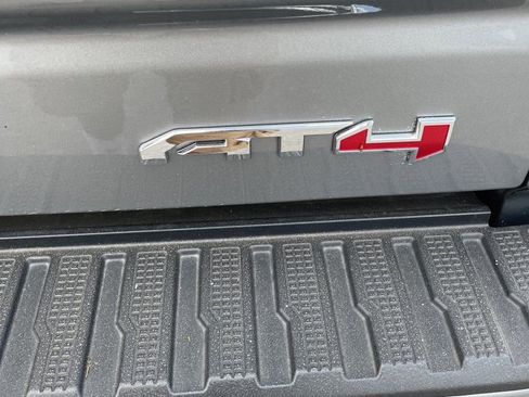 Used 2025 GMC Sierra 1500 AT4 w/ AT4 Premium Package image 8