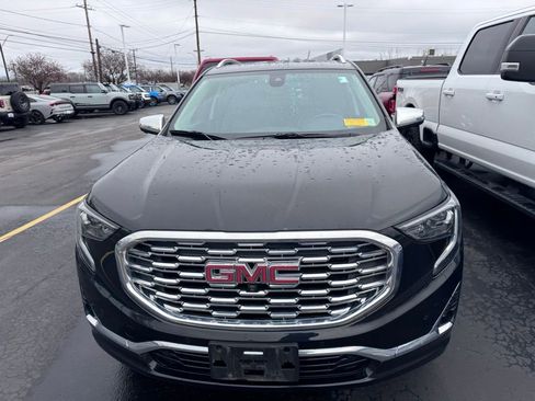 Used 2020 GMC Terrain Denali w/ Denali Premium Package image 2