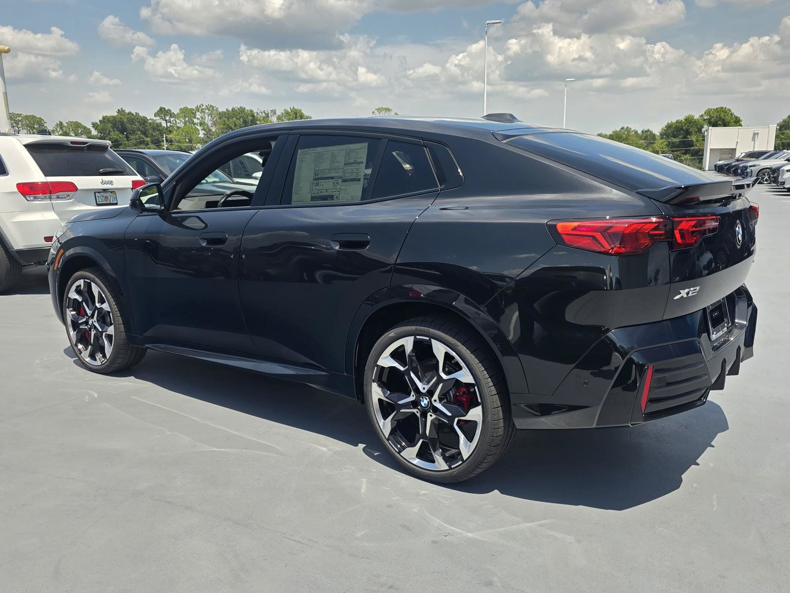 New 2026 BMW X2 xDrive28i w/ Technology Package AWD/4WD image 5