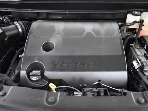 Certified 2023 Chevrolet Traverse Premier w/ Redline Edition image 41