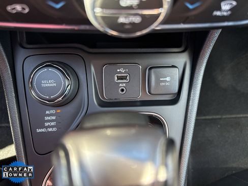 Used 2023 Jeep Cherokee Altitude Lux image 15