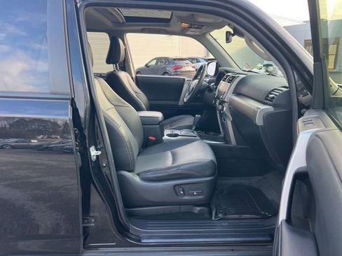 Used 2021 Toyota 4Runner SR5 Premium image 49