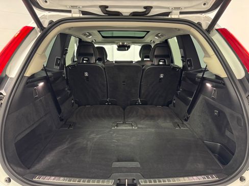 Used 2021 Volvo XC90 T8 Inscription w/ Advanced Package image 37
