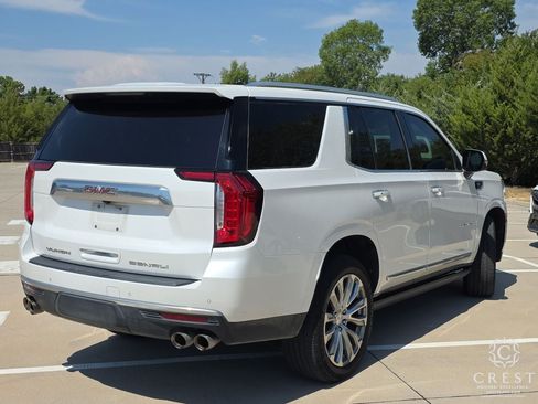 Used 2022 GMC Yukon Denali RWD image 6