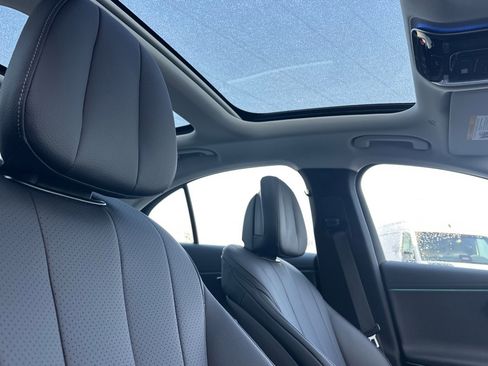 New 2026 Mercedes-Benz E 350 4MATIC Sedan image 16