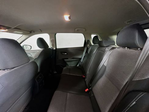 Used 2021 Nissan Rogue SV AWD/4WD image 23