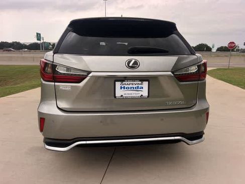 Used 2018 Lexus RX 350L FWD image 6