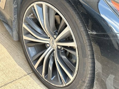 Used 2018 INFINITI Q60 3.0t Luxe w/ Sensory Package 3.0T Luxe AWD/4WD image 5