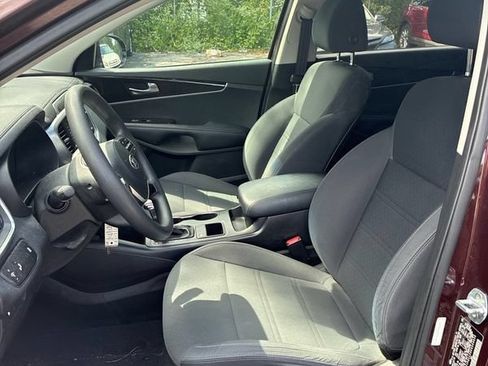 Used 2019 Kia Sorento FWD V6 image 20
