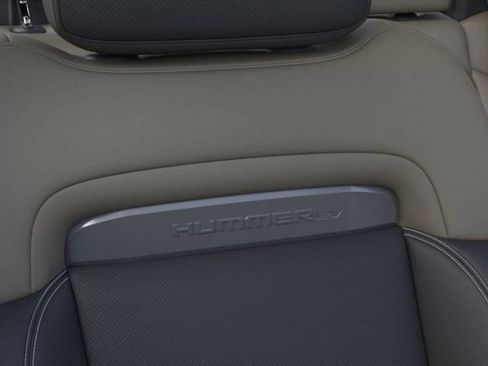 New 2026 GMC Hummer EV 4x4 Crew Cab image 21