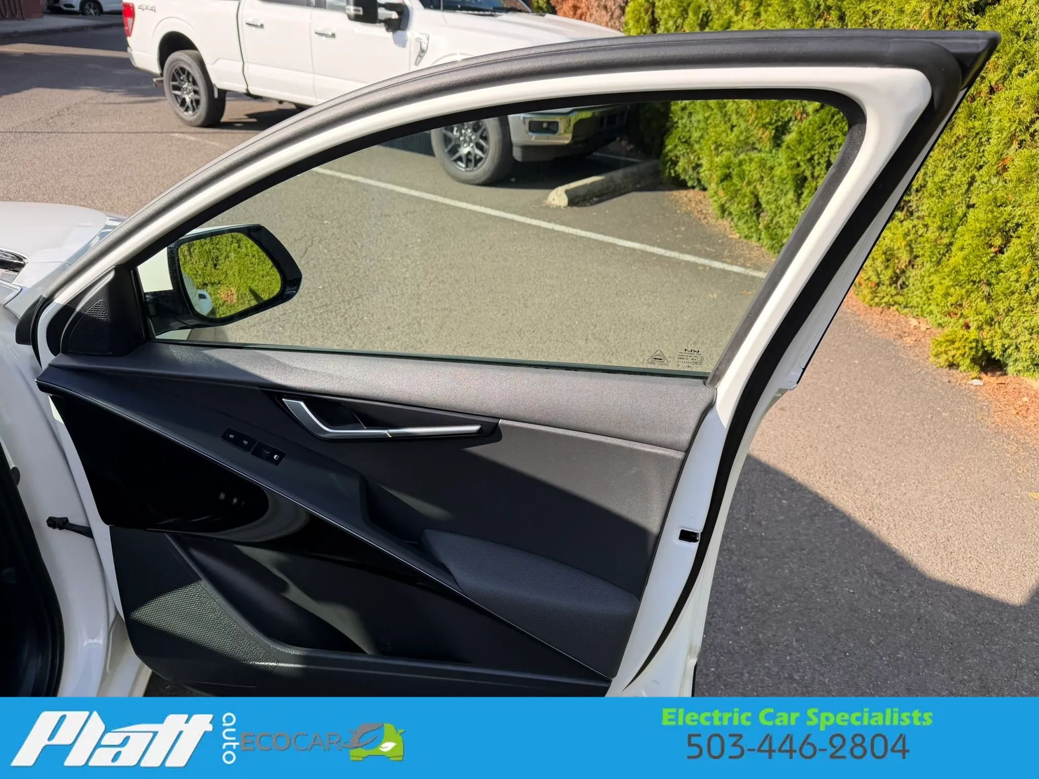 Used 2023 Kia Niro Wind FWD image 48