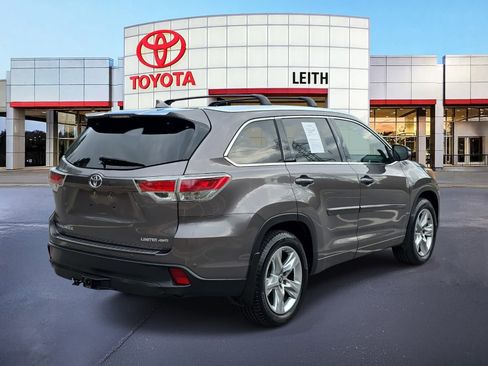 Used 2016 Toyota Highlander Limited image 5