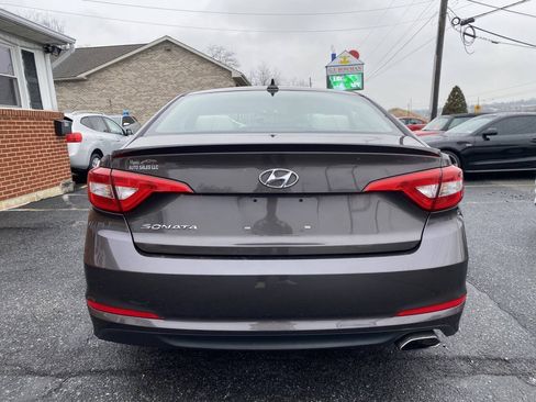 Used 2015 Hyundai Sonata SE FWD image 3