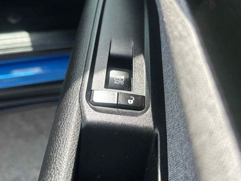 Used 2023 Jeep Compass Sport AWD/4WD image 28