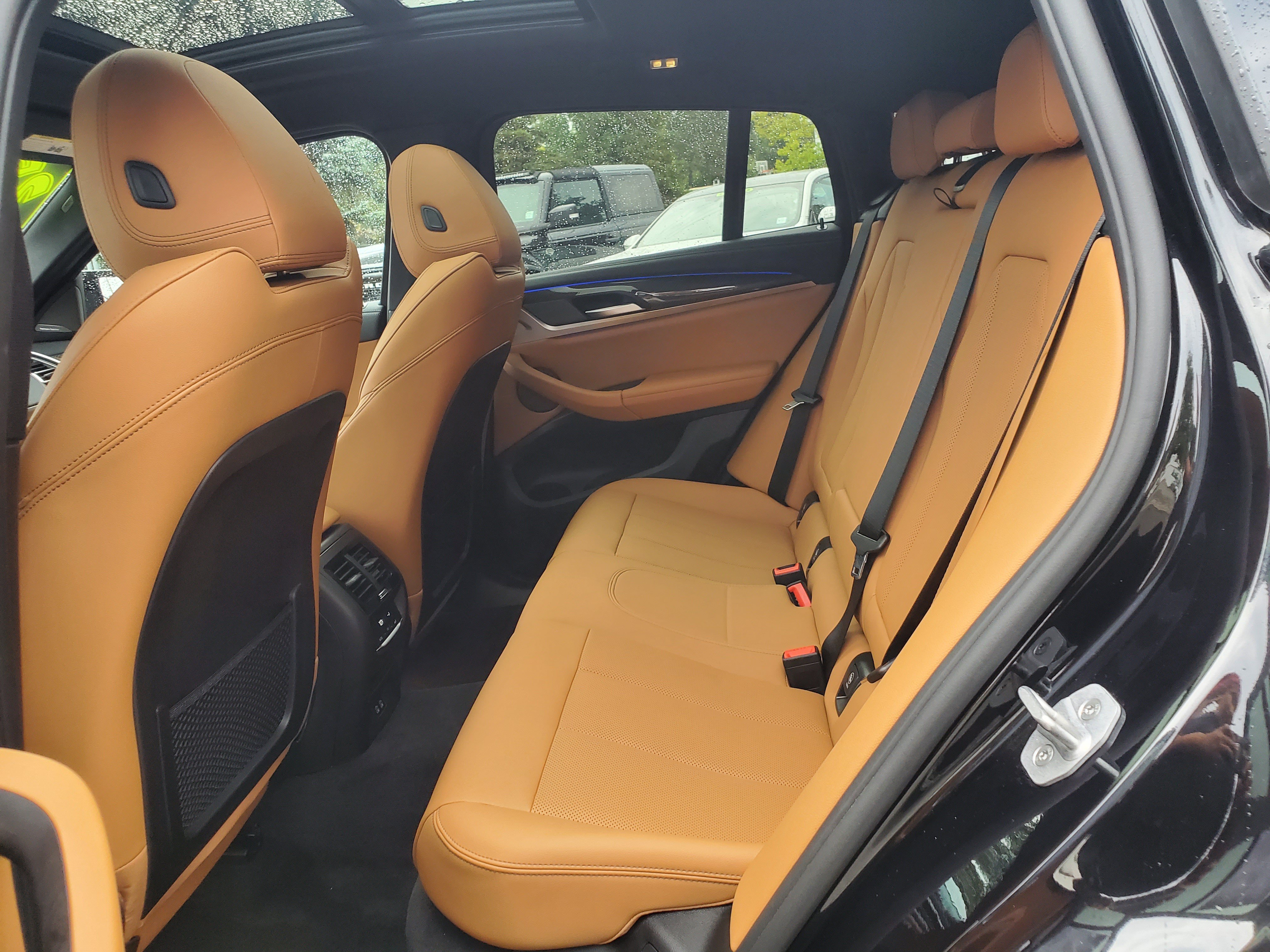 Certified 2025 BMW X4 M40i w/ Premium Package AWD/4WD image 34