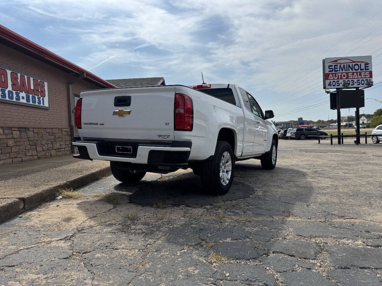 Used 2020 Chevrolet Colorado LT w/ Safety Package RWD image 6
